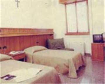 Bonus Pastor Hotel Roma Esterno foto